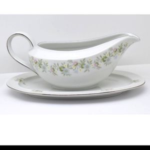 Vintage Johann Haviland, Forever Spring Gravy Boat w/ Attached Underplate 1982